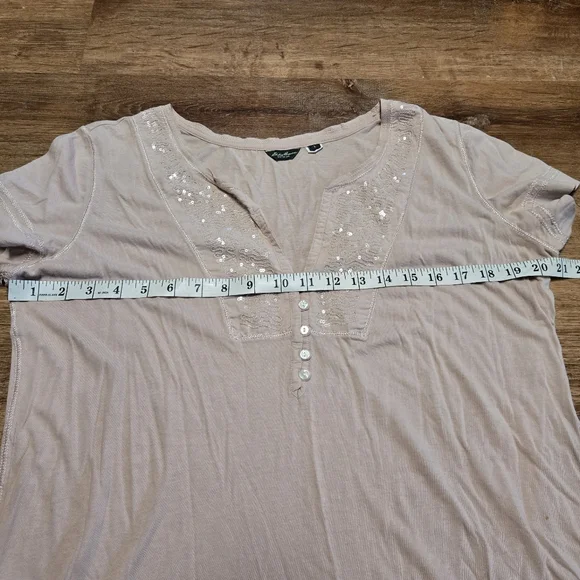 Eddie Bauer Light Pink Embellished Short Sleeve Tee Large - Picture 5 of 5